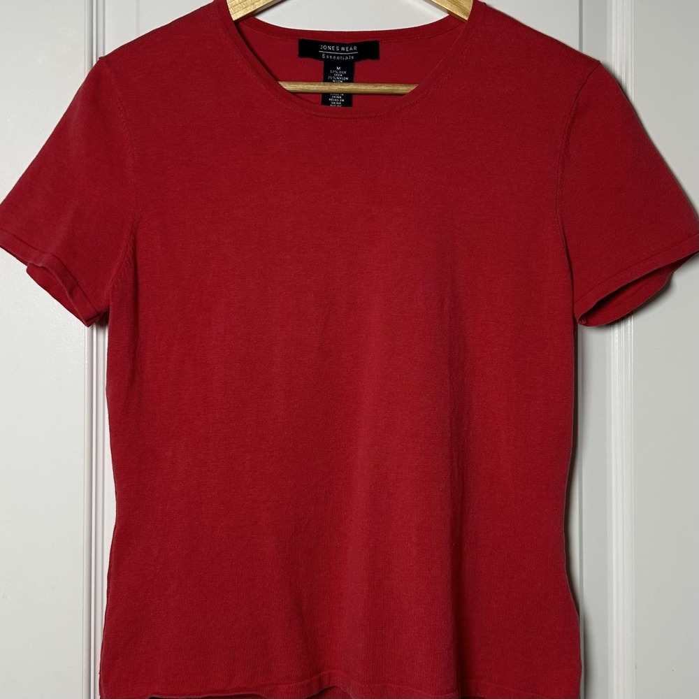 Jones Wear‎ Essentials Vintage Y2K 2000s Silk Blend Red Fitted Crewneck T-Shirt